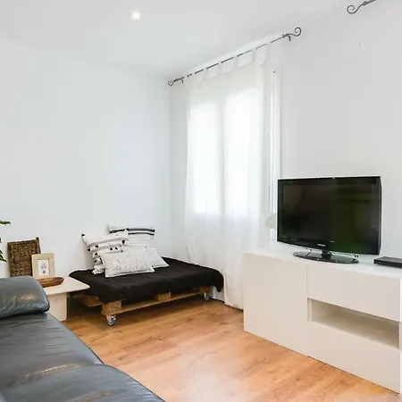 アパート Iruzul *